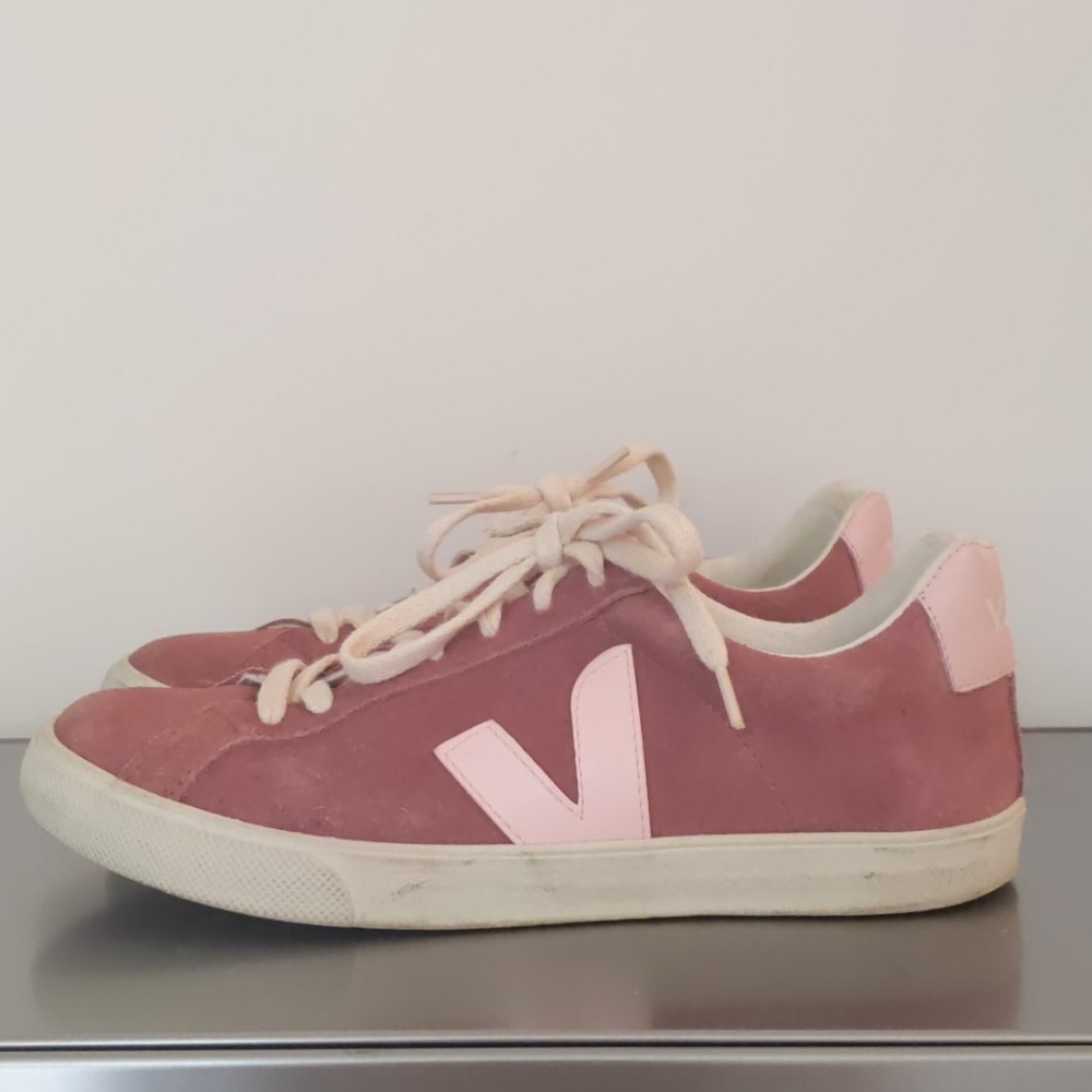Pink Vejas